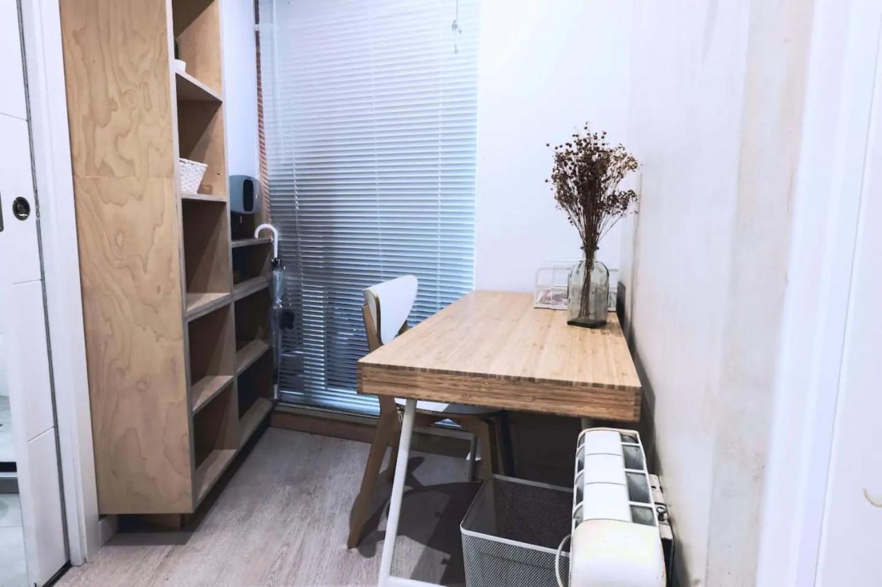 Bright Centric Studio In La Latina * Madrid